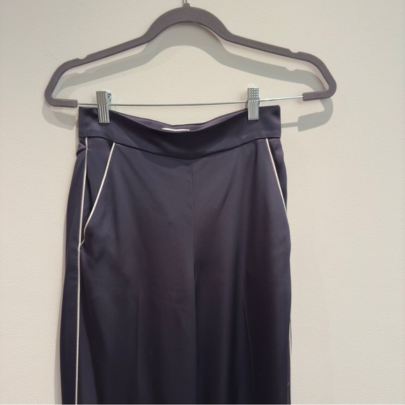 Aritzia Wilfred Clarisse Satin Wide Leg Trouser Pants Size 2 - Picture 2 of 10